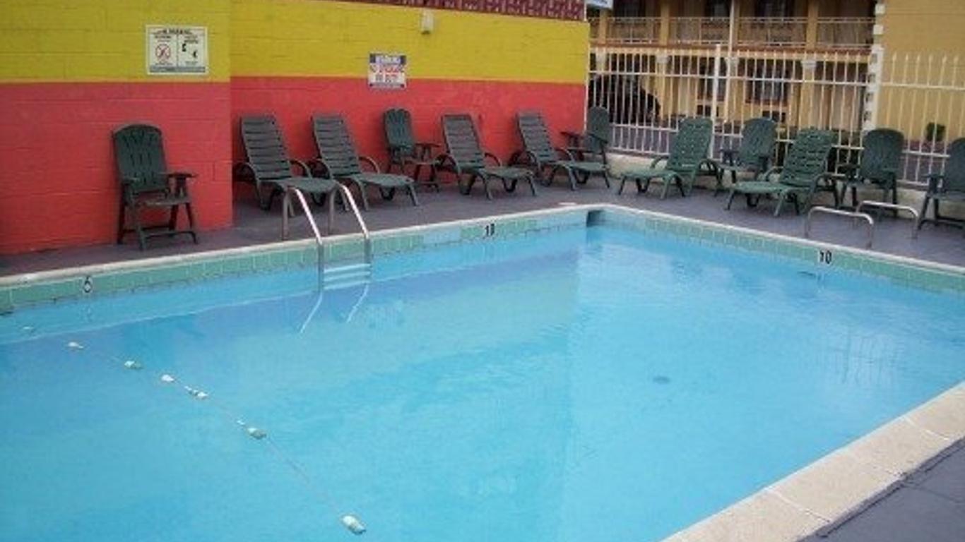 Vista Inn & Suites Beale Street